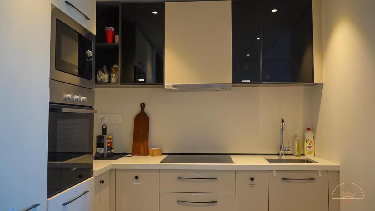Solea 1 Bedroom Apartment - Central, Comfortable, Cozy, Balcony, Pool, Gym Akra Dış mekan fotoğraf